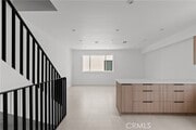 Photo - 13944 Vanowen St
