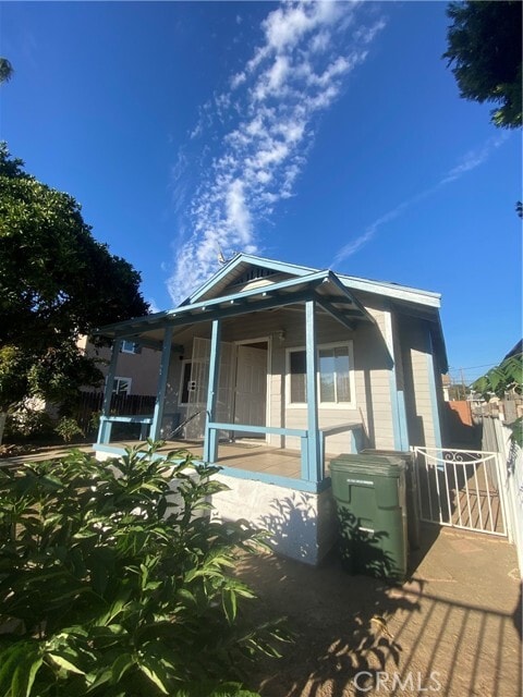 Building Photo - 7044 Pierce Ave Rental