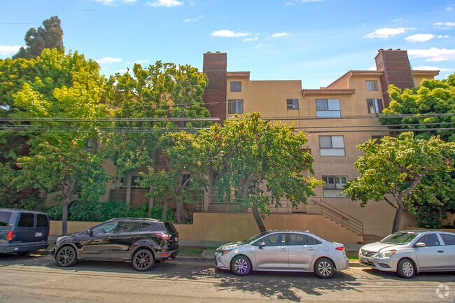 Building Photo - 12412 Texas Ave Unit 101 Rental