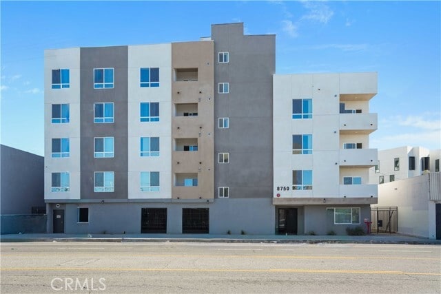 Building Photo - 8750 Sepulveda Blvd Unit 303