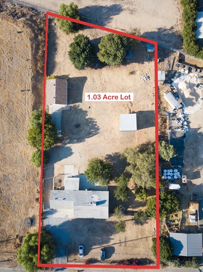 Photo - 20724 Palomar St House