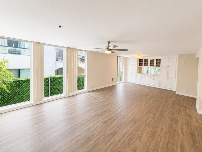 Photo - 1221 Parker Pl Unit 6