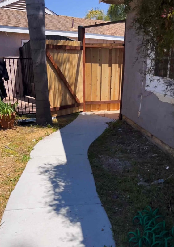 Photo - 1765 Kraft St