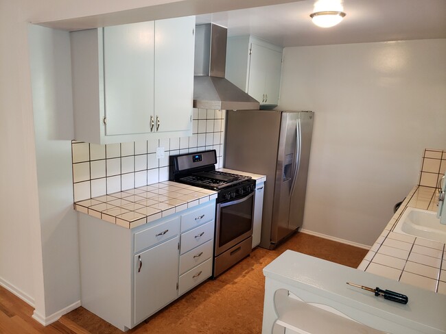 Photo - 5059 Serrania Ave