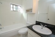 Photo - Dickens Court Apartments