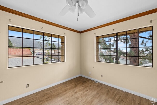 3BR, 2BA - 1,200SF - Den - 301 East Verdugo Ave