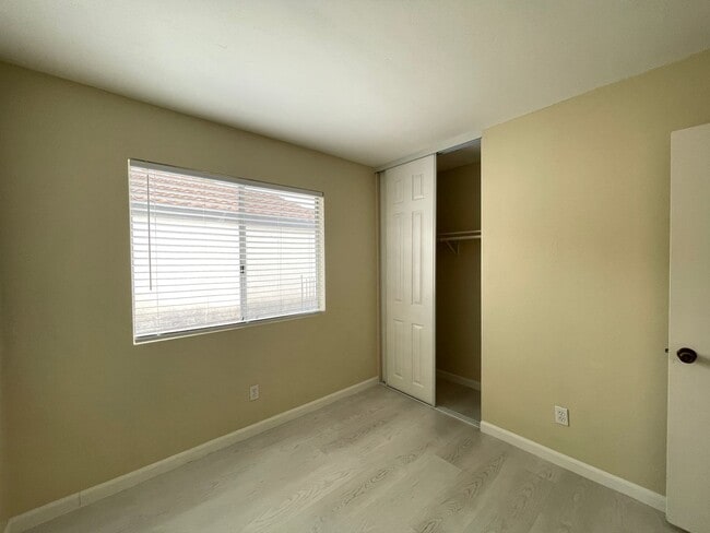 Photo - Light and Bright 3 Bedroom 2 Bath Oceanside Home!