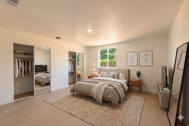 Photo - 2026 Luxury 4 & 6 Bedroom Units Unit #732 1/2