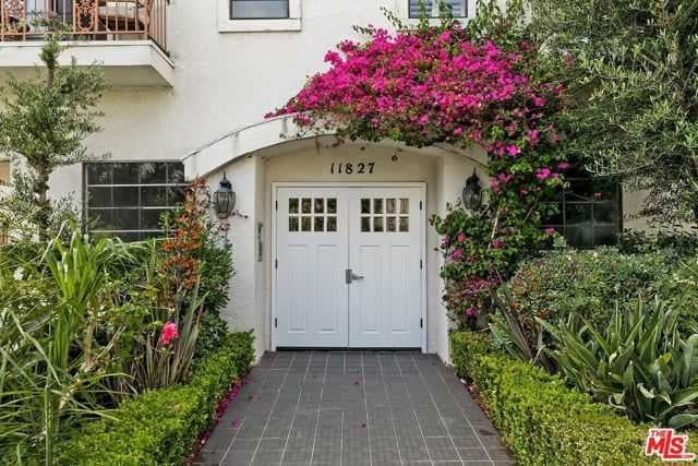 Photo - 11827 Goshen Ave