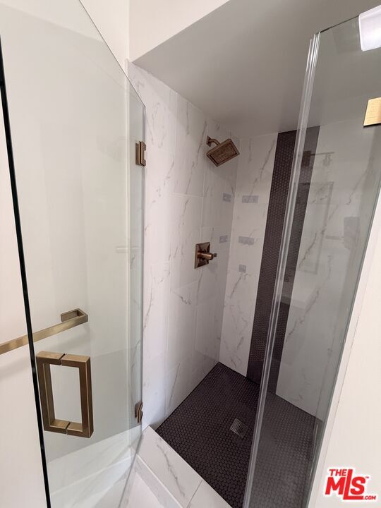 Photo - 1609 Veteran Ave Unit 5