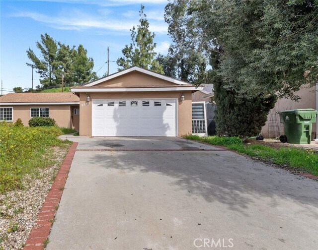 Photo - 9540 Debra Ave