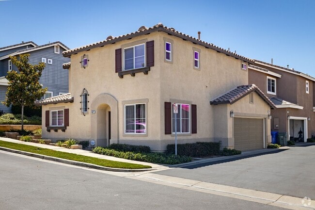 Building Photo - Two Story in Yucaipa Rental