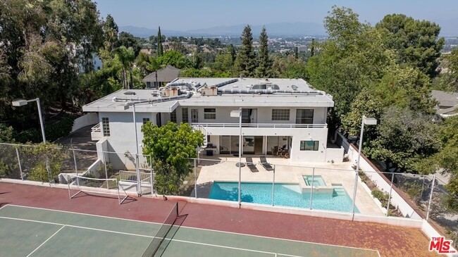 Photo - 15656 Crownridge Pl