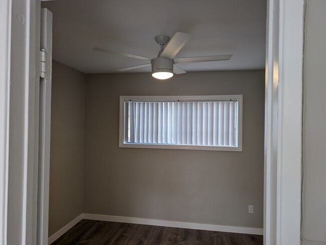 bedroom - 4431 College Ave Unit 4431