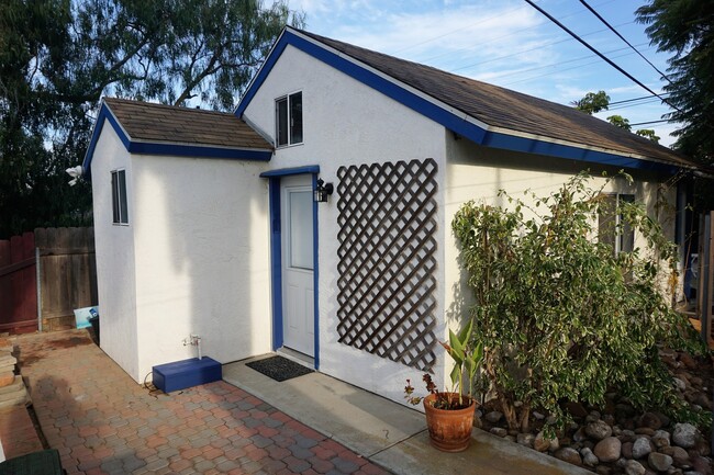 Photo - Awesome Furnished Cottage in Point Loma Heights