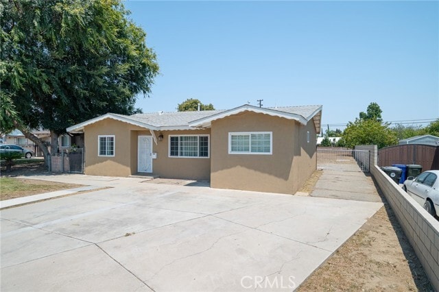 Photo - 10199 Camulos Ave House