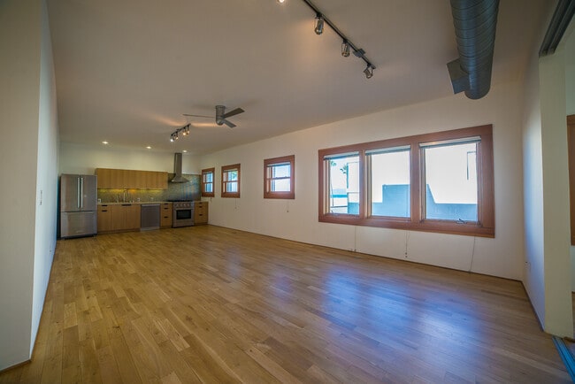 Photo - 8 Brooks Ave