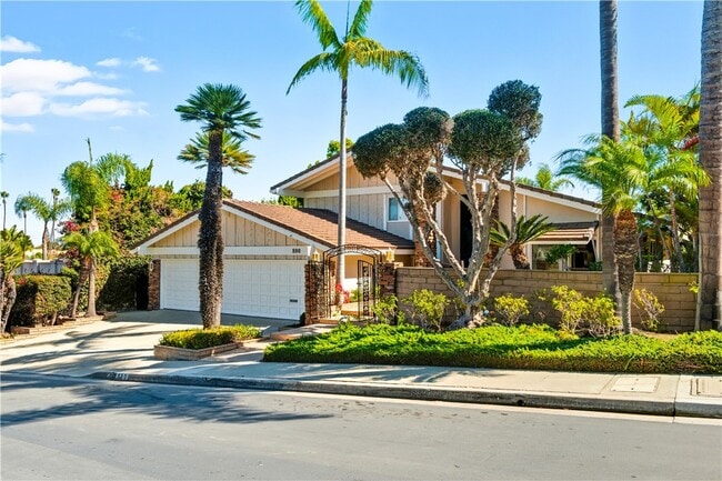 Photo - 880 N Holly Glen Dr