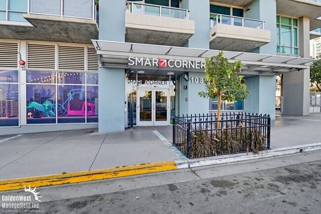 Photo - Bright and Open 1Bdm 1Ba Modern Condo in Downtown San Diego’s Smart Corner Community.