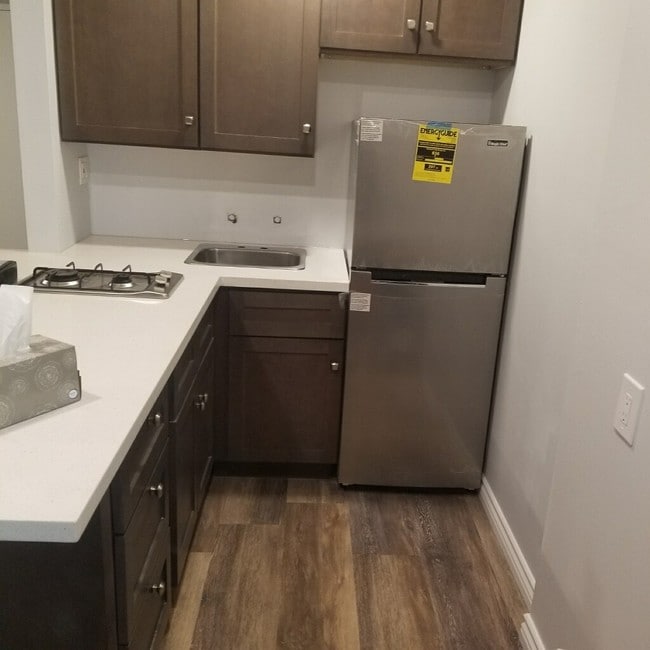 Photo - 79 S Parkwood Ave Unit Parkwood Studio