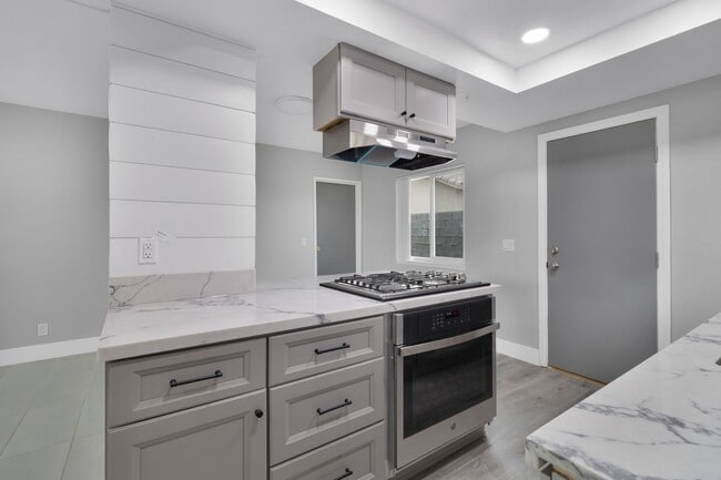 Photo - Moh116 Unit #2