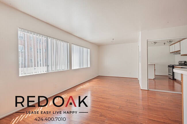 Photo - 500 S St Andrews Pl Condo Unit 303