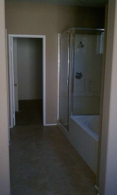 Photo - Nice 4 Bed 2.5 Bath home in Riverside! New Appliances! Call Today!