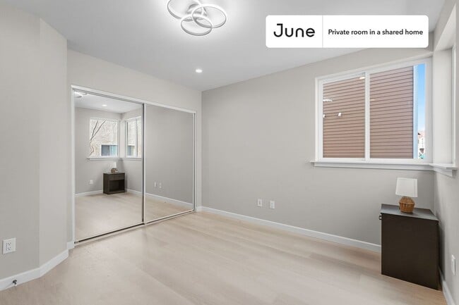 Photo - Room in Shared 5 bed/5 bath home Unit A