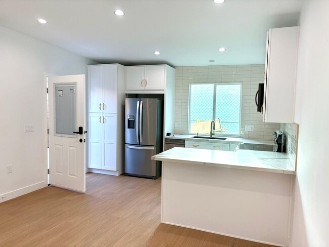 Photo - 10775 W Olympic Blvd