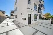 Photo - 6704 Kester Ave Townhome