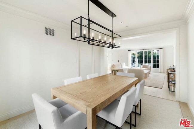 Photo - 9563 Charleville Blvd