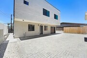 Photo - 356 N Chicago St
