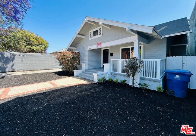 Photo - 14726 Friar St House