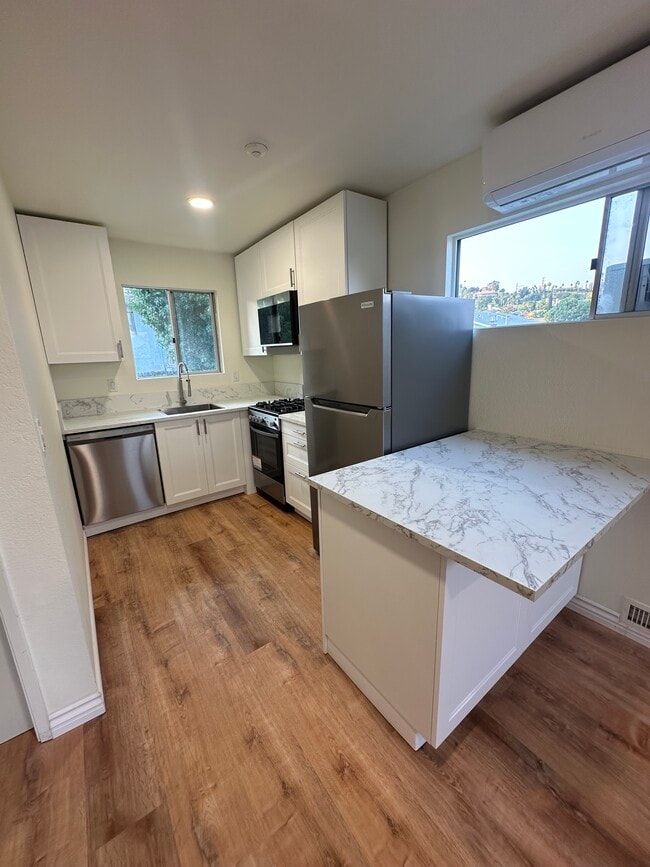 Photo - 1342 Mimosa Ct