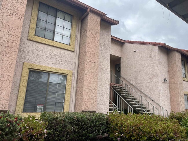 Photo - 12047 Alta Carmel Ct Condo Unit 192