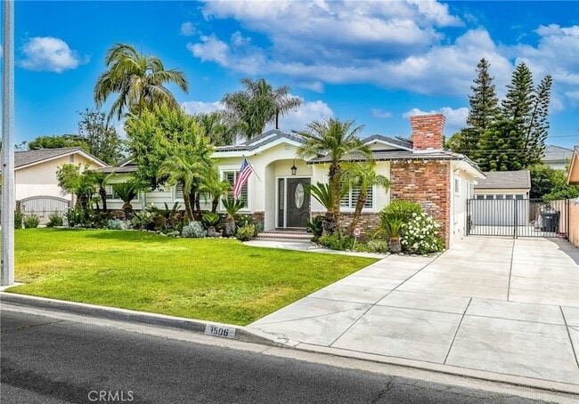 Photo - 1506 Louise Ave
