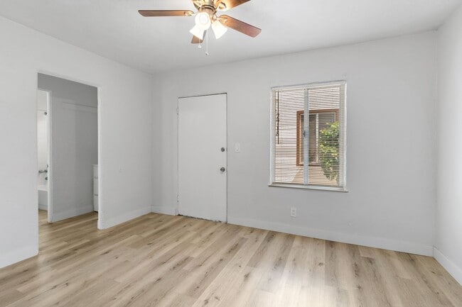 Photo - 2652 E 15th St Unit 2712