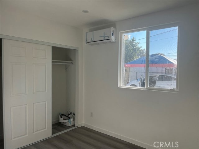 Photo - 1387 W Holt Ave