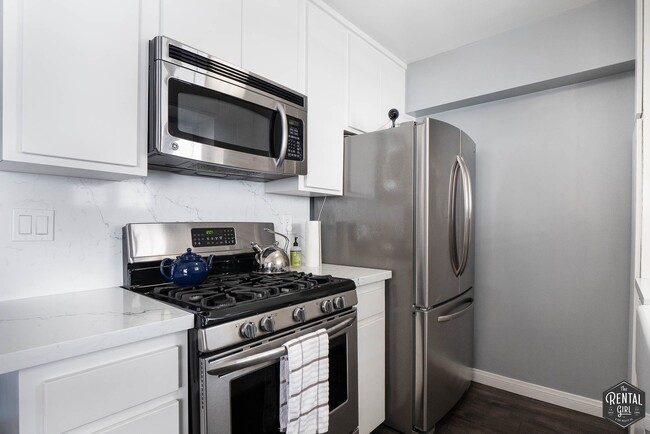 Photo - 12119 Rochester Ave