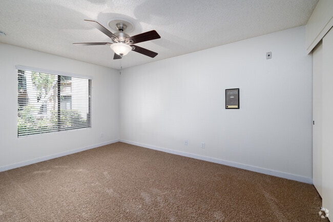 1BR, 1BA - 716SF - Bedroom - 55+ Senior Living at Quail Creek Apartments