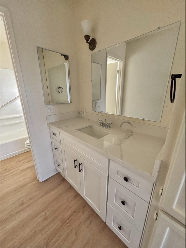 Photo - 1034 N Kemp St Unit G