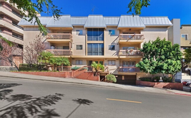 Photo - 1734 N Fuller Ave Unit Regency Terrace