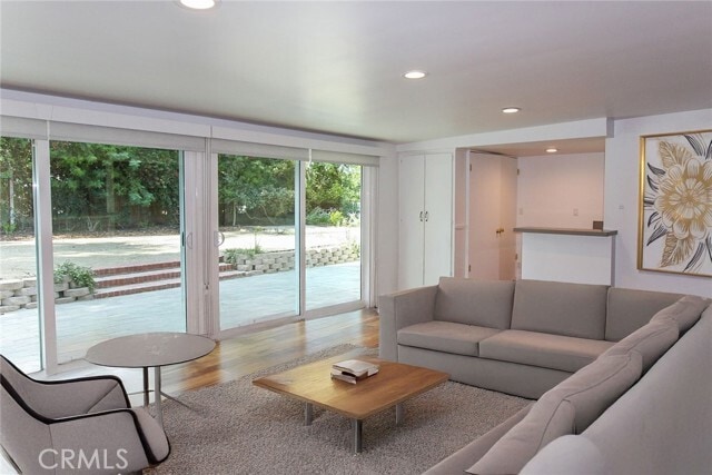 Photo - 19756 Collier St