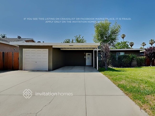 Photo - 18612 Arminta St House