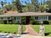 Photo - 1535 Glenmont Dr House