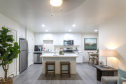 2 BR, 1 BA - 900 SF - Bonita Woods Apartments