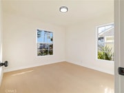 Photo - 917 AprillaAve