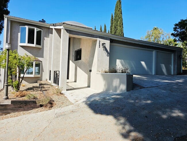 Building Photo - 3622 Roberts View Pl Rental
