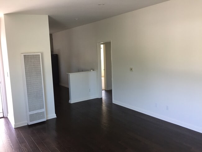 Photo - 117 N Lucia Ave Unit 2