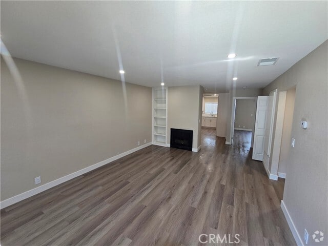 Building Photo - 8062 Trask Ave Unit B Rental